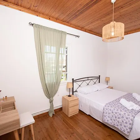 Perispit Appartement Lefkáda Buitenkant foto