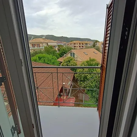 Perispit Appartement Lefkáda Buitenkant foto